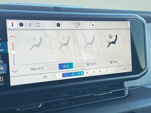 Used 2024 Jeep Wrangler Sport S image 16