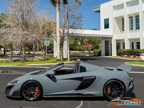 Used 2016 McLaren 675LT image 40