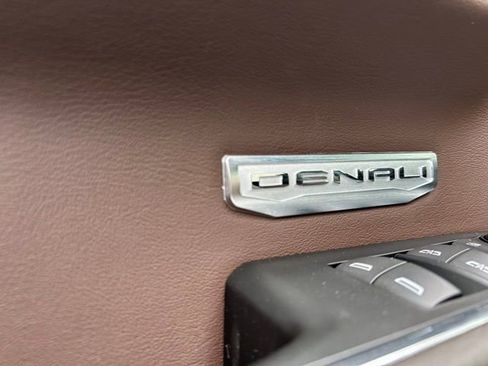 New 2026 GMC Sierra 1500 Denali w/ Denali Reserve Package AWD/4WD image 24