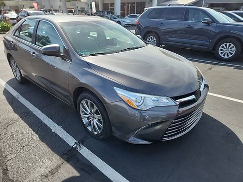 Certified 2017 Toyota Camry XLE w/ Moonroof Package image 7