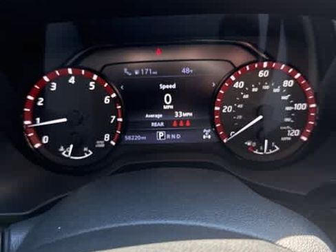 Used 2021 Nissan Titan PRO-4X w/ Pro-4x Convenience Package image 14