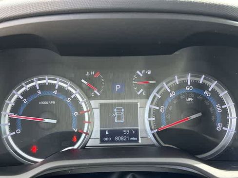 Used 2017 Toyota 4Runner TRD Off-Road Premium AWD/4WD image 7