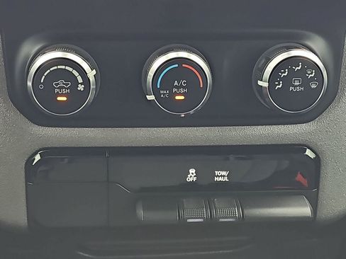 Used 2024 RAM 1500 Tradesman AWD/4WD image 26