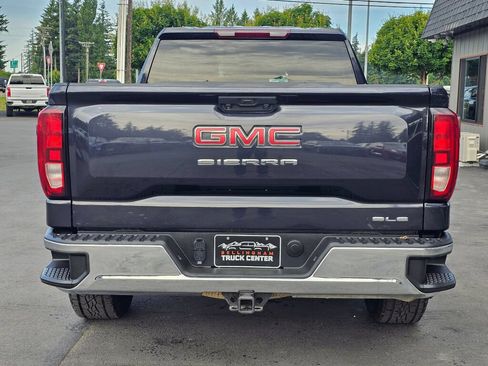 Used 2023 GMC Sierra 1500 SLE w/ Enhanced Capability Package AWD/4WD image 4