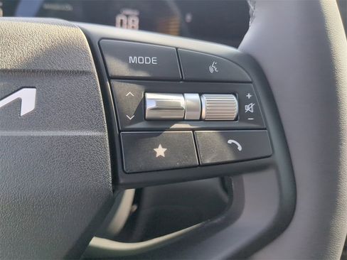 New 2026 Kia Sportage EX image 31