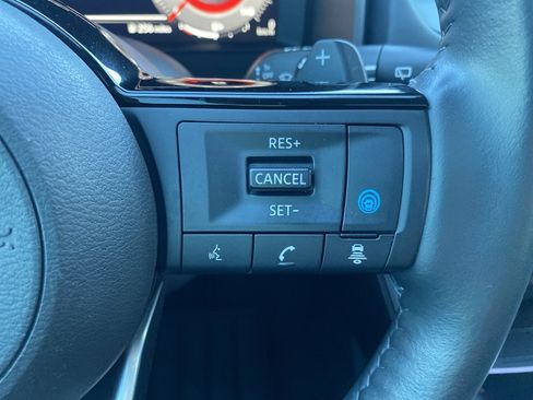 Used 2024 Nissan Rogue Platinum w/ Platinum Premium Package image 25