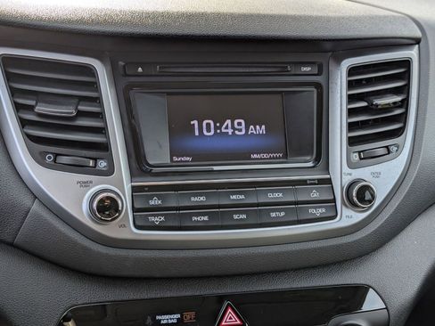 Used 2016 Hyundai Tucson SE image 24