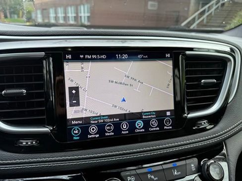 Used 2019 Chrysler Pacifica Limited w/ Advanced Safetytec Group image 18