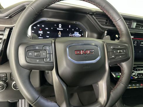 Used 2025 GMC Sierra 1500 AT4X image 11