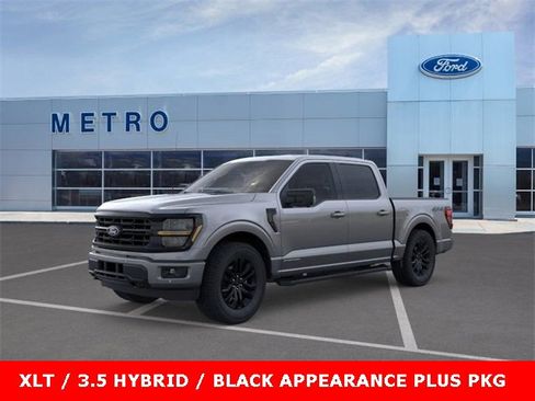 New 2025 Ford F150 XLT w/ Equipment Group 302A MID image 2