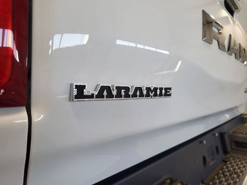 Used 2025 RAM 1500 Laramie AWD/4WD image 13