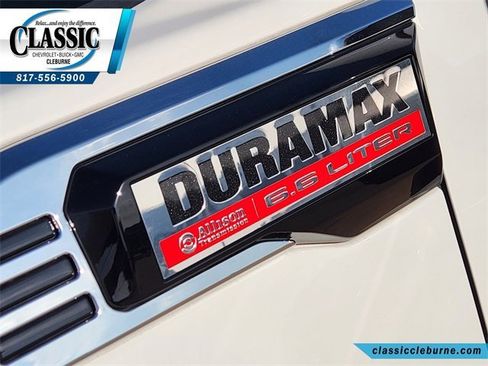 Used 2025 GMC Sierra 2500 SLT w/ SLT Convenience Package image 11