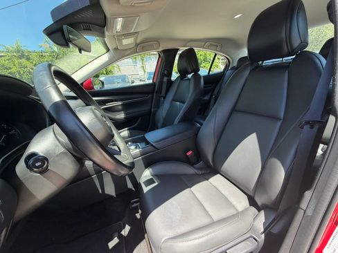 Used 2023 MAZDA MAZDA3 s FWD image 19