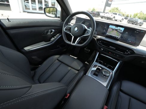 Used 2026 BMW 330i xDrive Sedan AWD/4WD image 46