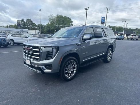 New 2026 GMC Yukon Elevation w/ Elevation Premium Package AWD/4WD image 18