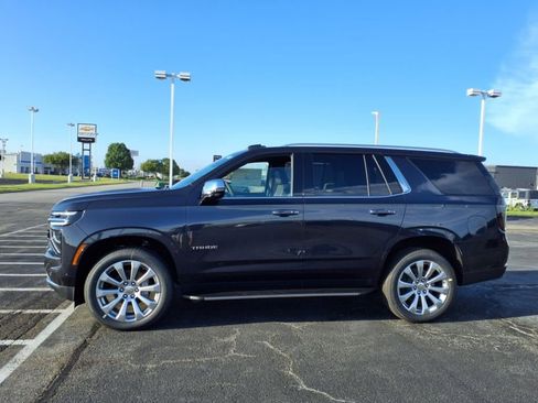 New 2025 Chevrolet Tahoe Premier w/ Sun And Tow Package AWD/4WD image 5