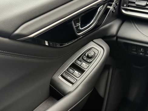 New 2025 Subaru Outback Limited image 8