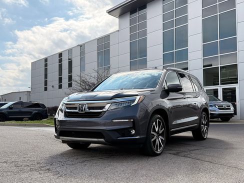 Used 2020 Honda Pilot Elite image 2