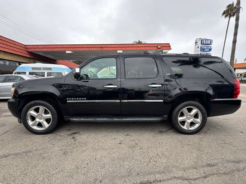 Used 2013 Chevrolet Suburban LTZ AWD/4WD image 5