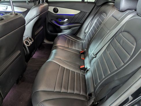 Used 2022 Mercedes-Benz GLC 300 4MATIC image 27