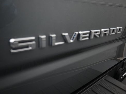 Used 2023 Chevrolet Silverado 1500 LT image 28