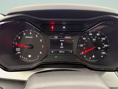 Used 2024 Chevrolet Trax LS w/ LS Convenience Package FWD image 31