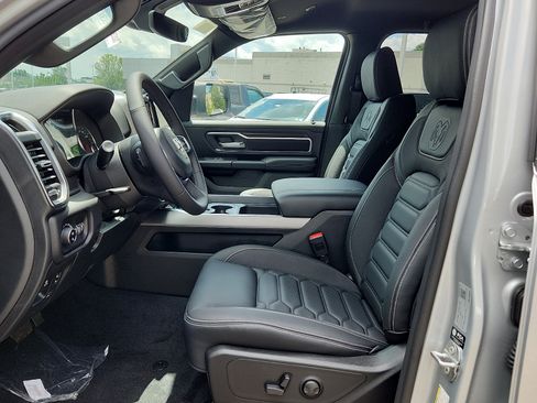 New 2026 RAM 1500 Big Horn AWD/4WD image 11