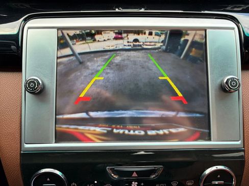 Used 2015 Maserati Quattroporte S Q4 image 32