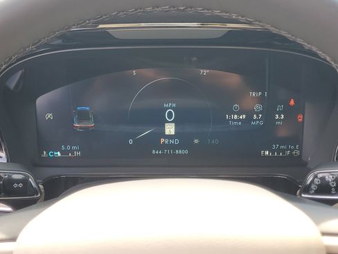 New 2026 Lincoln Corsair Premiere image 19