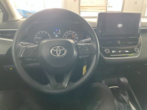 Used 2024 Toyota Corolla LE image 30