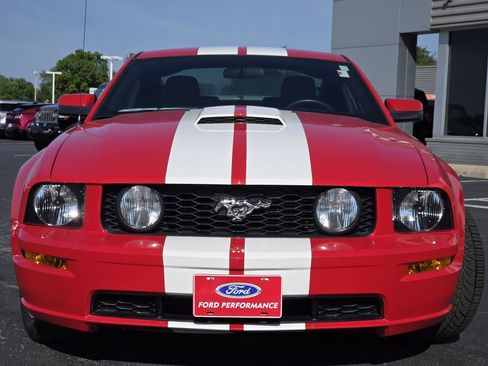 Used 2006 Ford Mustang GT Premium RWD image 5