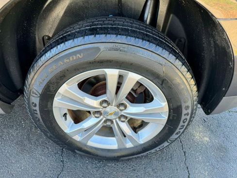 Used 2015 Chevrolet Equinox LT image 23