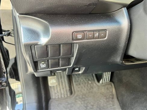 Used 2016 Lexus IS 300 image 28