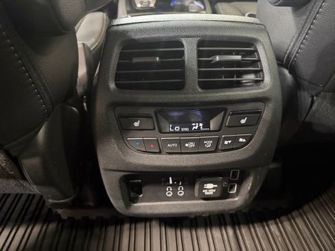 Used 2022 Honda Pilot Touring image 33