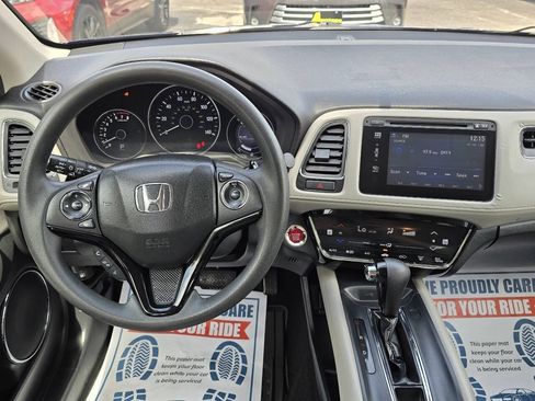 Used 2016 Honda HR-V EX image 27