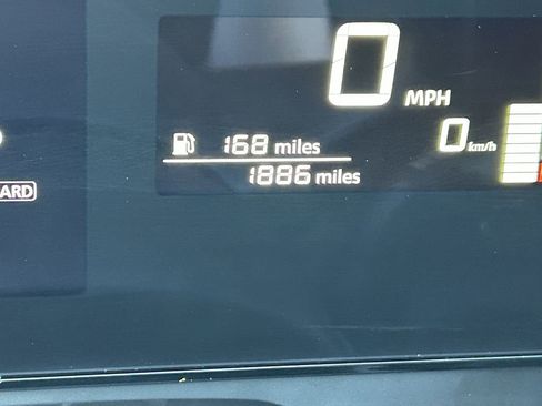 Used 2026 Nissan Kicks SV image 28