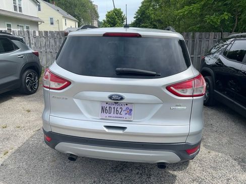Used 2015 Ford Escape SE w/ Equipment Group 201A FWD image 5