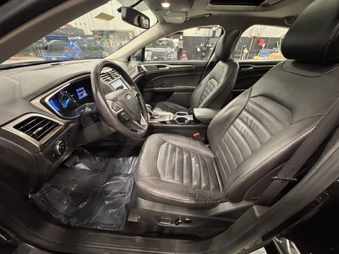 Used 2013 Ford Fusion SE image 18