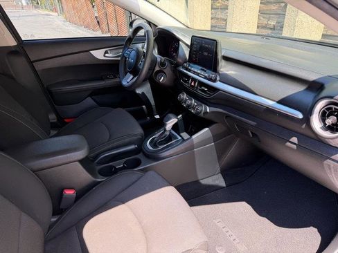 Used 2023 Kia Forte LX FWD image 17