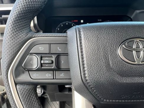 Certified 2025 Toyota Tacoma Limited image 21