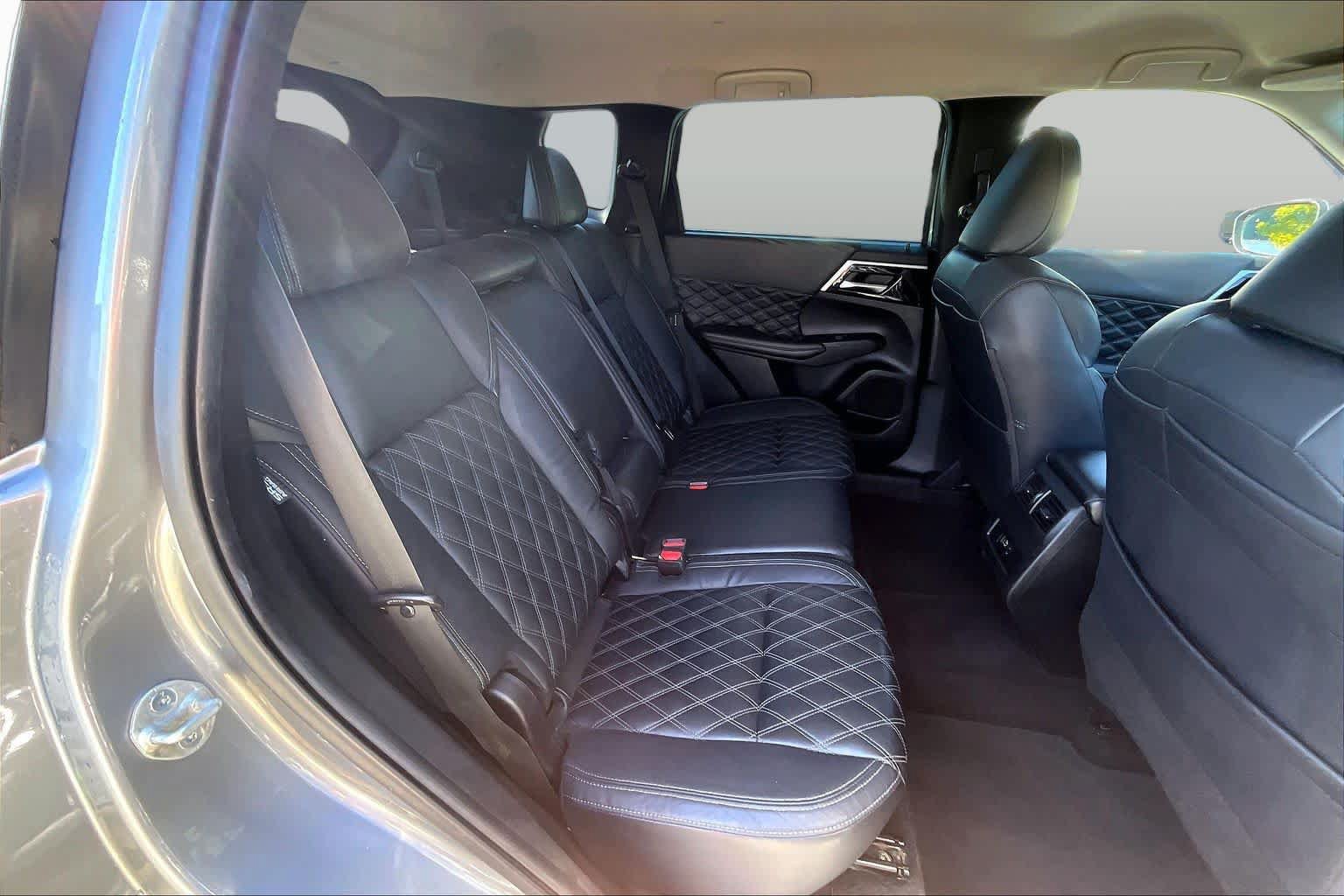 Used 2022 Mitsubishi Outlander SEL AWD/4WD image 20