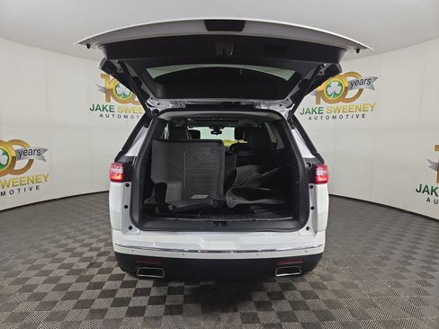 Certified 2020 Chevrolet Traverse Premier AWD/4WD image 33