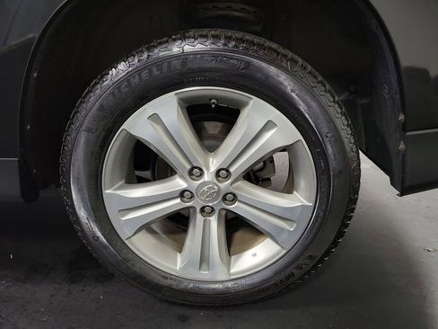 Used 2013 Toyota Highlander Limited AWD/4WD image 10