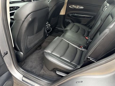 Used 2025 Genesis GV70 2.5T image 28