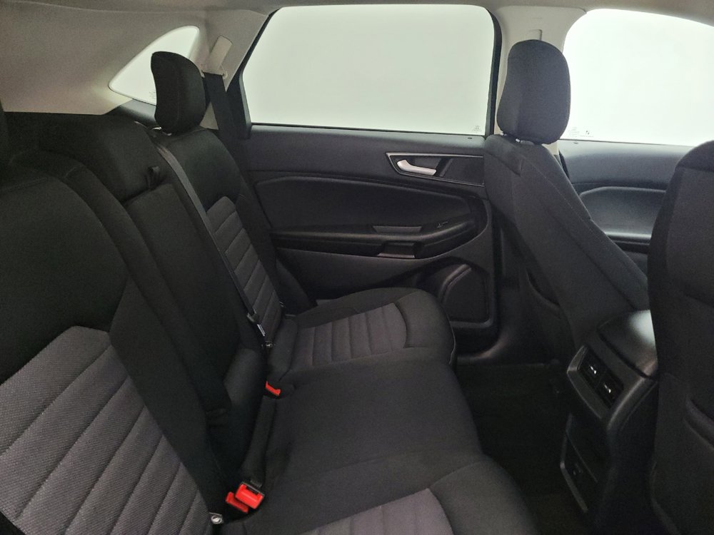 Used 2020 Ford Edge SE AWD/4WD image 19