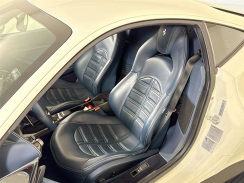 Used 2016 Ferrari 488 GTB image 10