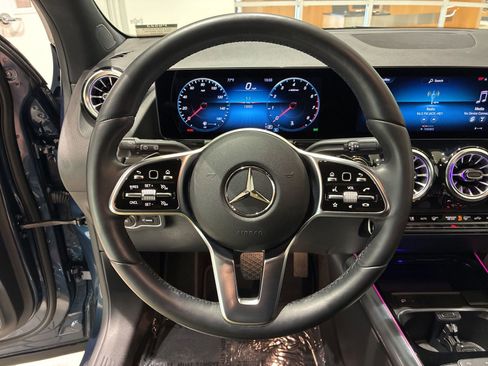 Used 2023 Mercedes-Benz GLA 250 4MATIC image 10