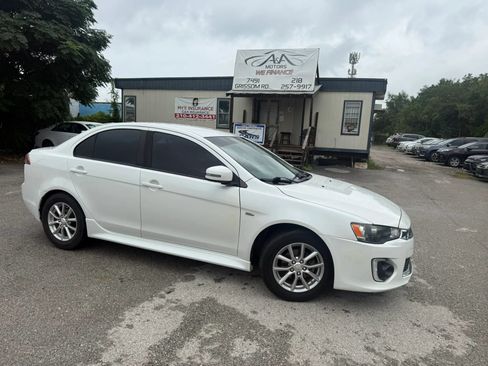 Used 2016 Mitsubishi Lancer ES FWD image 2