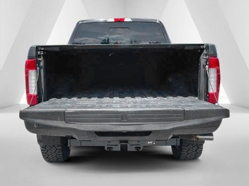 Used 2019 Ford F250 Platinum w/ Platinum Ultimate Package AWD/4WD image 7