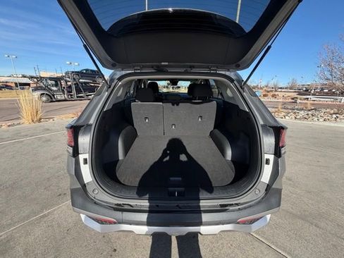 Used 2024 Kia Sportage LX image 24